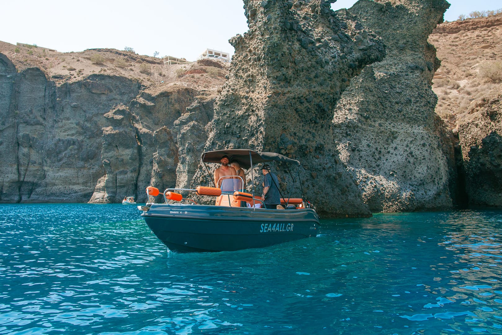 best santorini boat rental
